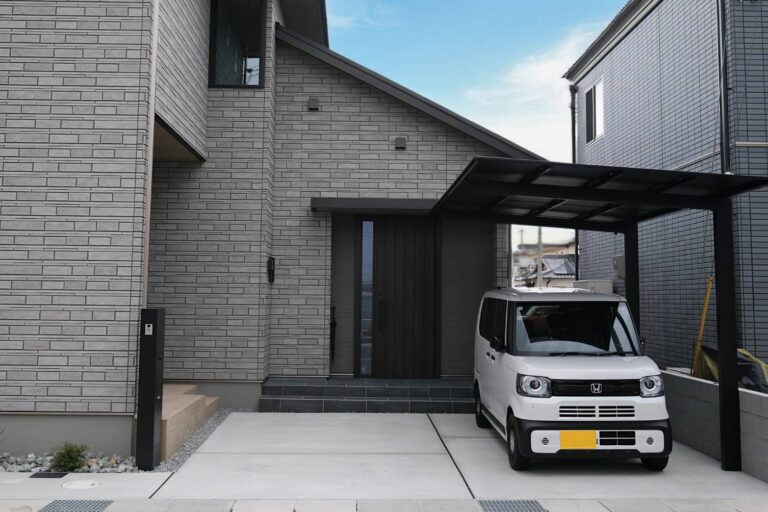 ブラックポリカ